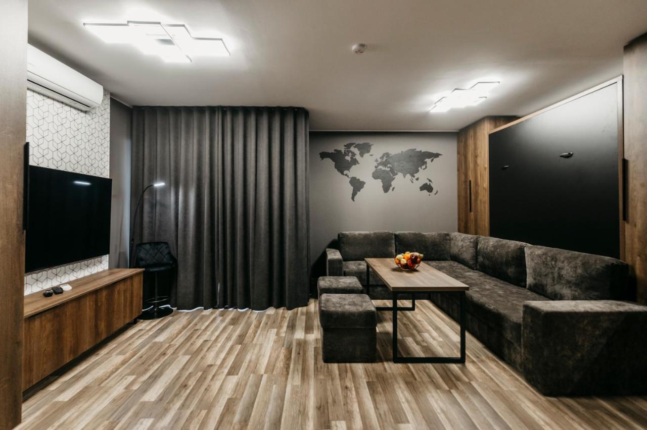 Apartamenty Park City オストルフ・ビエルコポルスキ エクステリア 写真